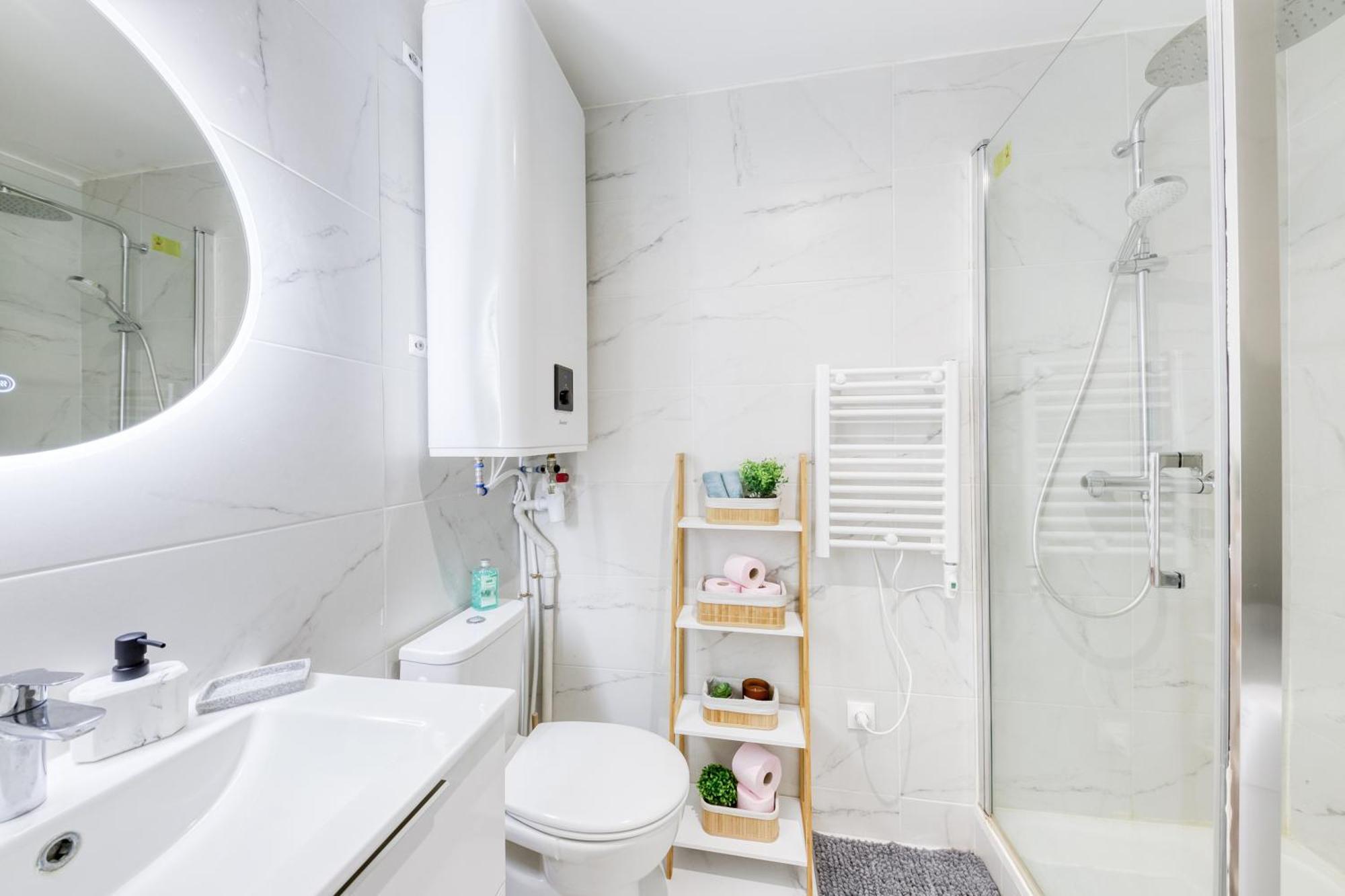 לה קורנב Appartement - 4 Personnes - Parking Prive - Metro 7 - Rer B מראה חיצוני תמונה